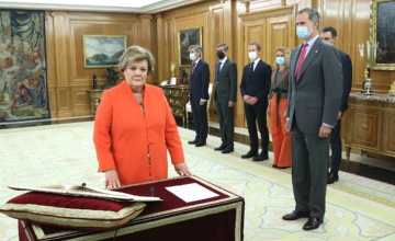La Presidenta del Tribunal de Cuentas, Enriqueta Chicano Jávega, promete el cargo ante Su Majestad el Rey D. Felipe VI. El acto se celebró el día 22 de noviembre 2021 en el Palacio de La Zarzuela. © Casa de S.M. el Rey
